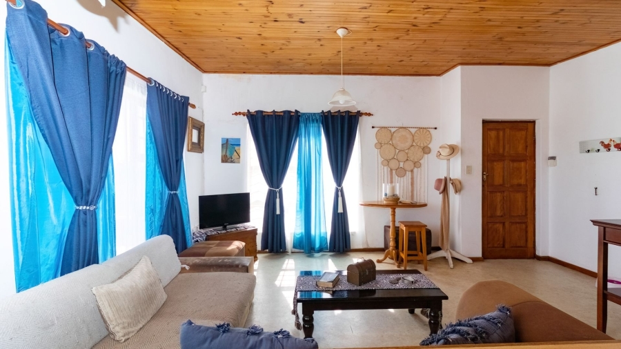 4 Bedroom Property for Sale in Pearly Beach Western Cape